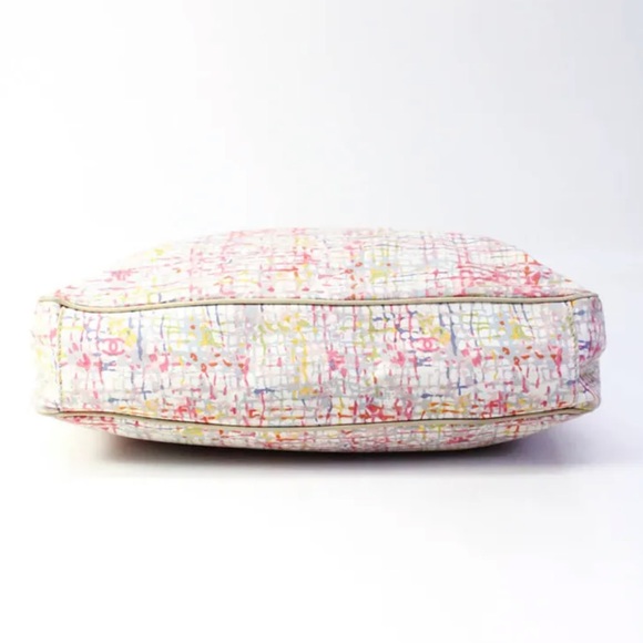 SOLD Chanel Large Clover Charm Two Way Tote Handbag White Pink Canvas - Picture 5 of 15